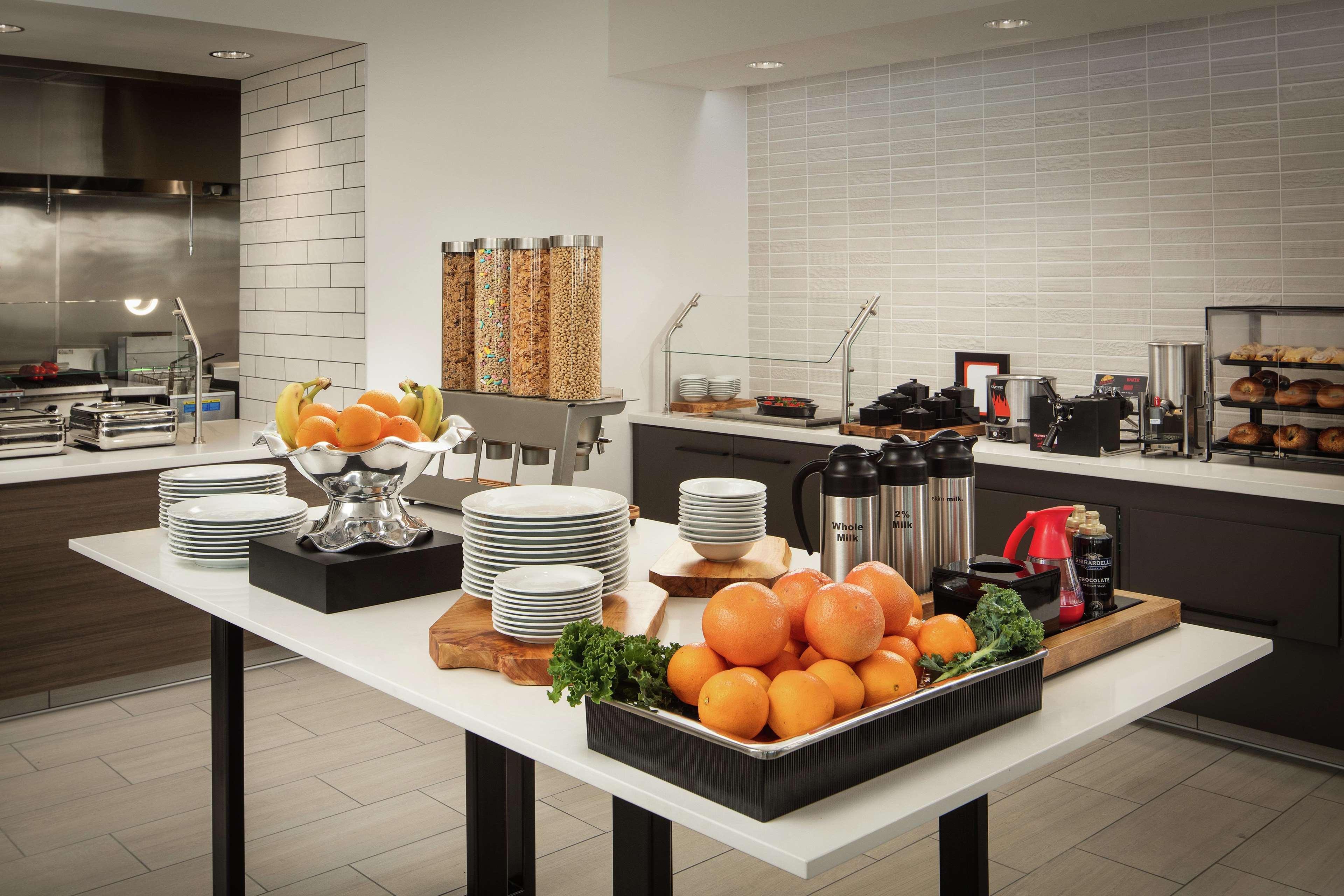 Hilton Garden Inn Sacramento Airport Natomas Zewnętrze zdjęcie